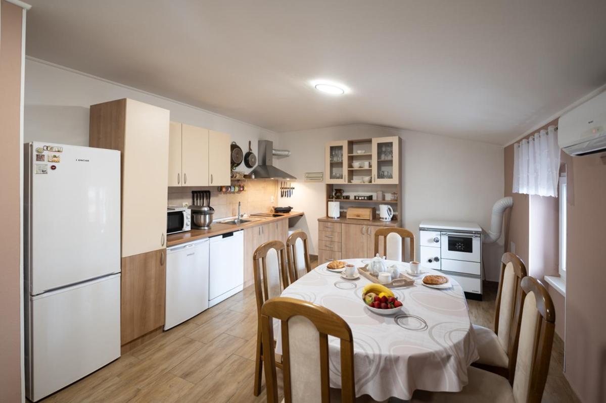 Apartman Kesten Lovran Ngoại thất bức ảnh